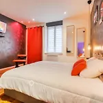 Sous Le Charme De Charles Sauna & Jacuzzi Apartment
