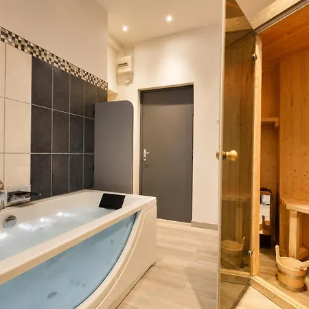 Sous Le Charme De Charles Sauna & Jacuzzi Apartment Nancy