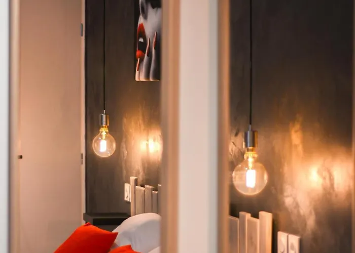 Apartamento Sous Le Charme De Charles Sauna & Jacuzzi *