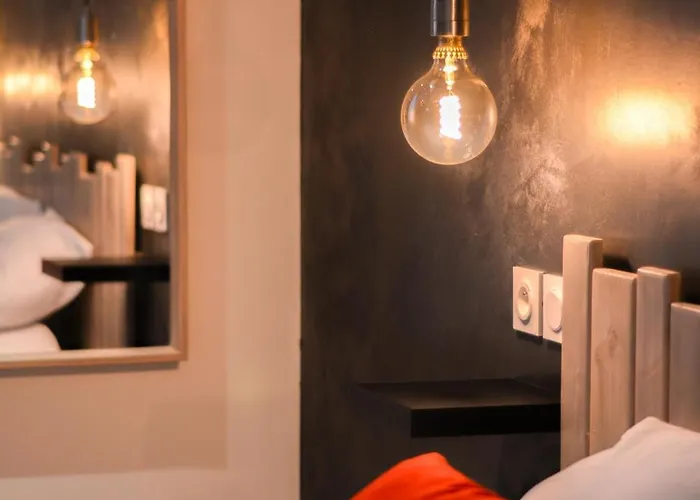 Sous Le Charme De Charles Sauna & Jacuzzi