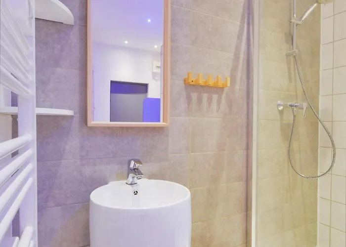 Apartament Sous Le Charme De Charles Sauna & Jacuzzi